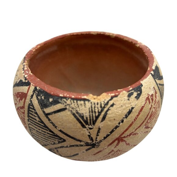 VTG Handcrafted Jemez Pueblo Pottery Bowl Geometric Pattern Signed Chinana READ - Picture 7 of 10